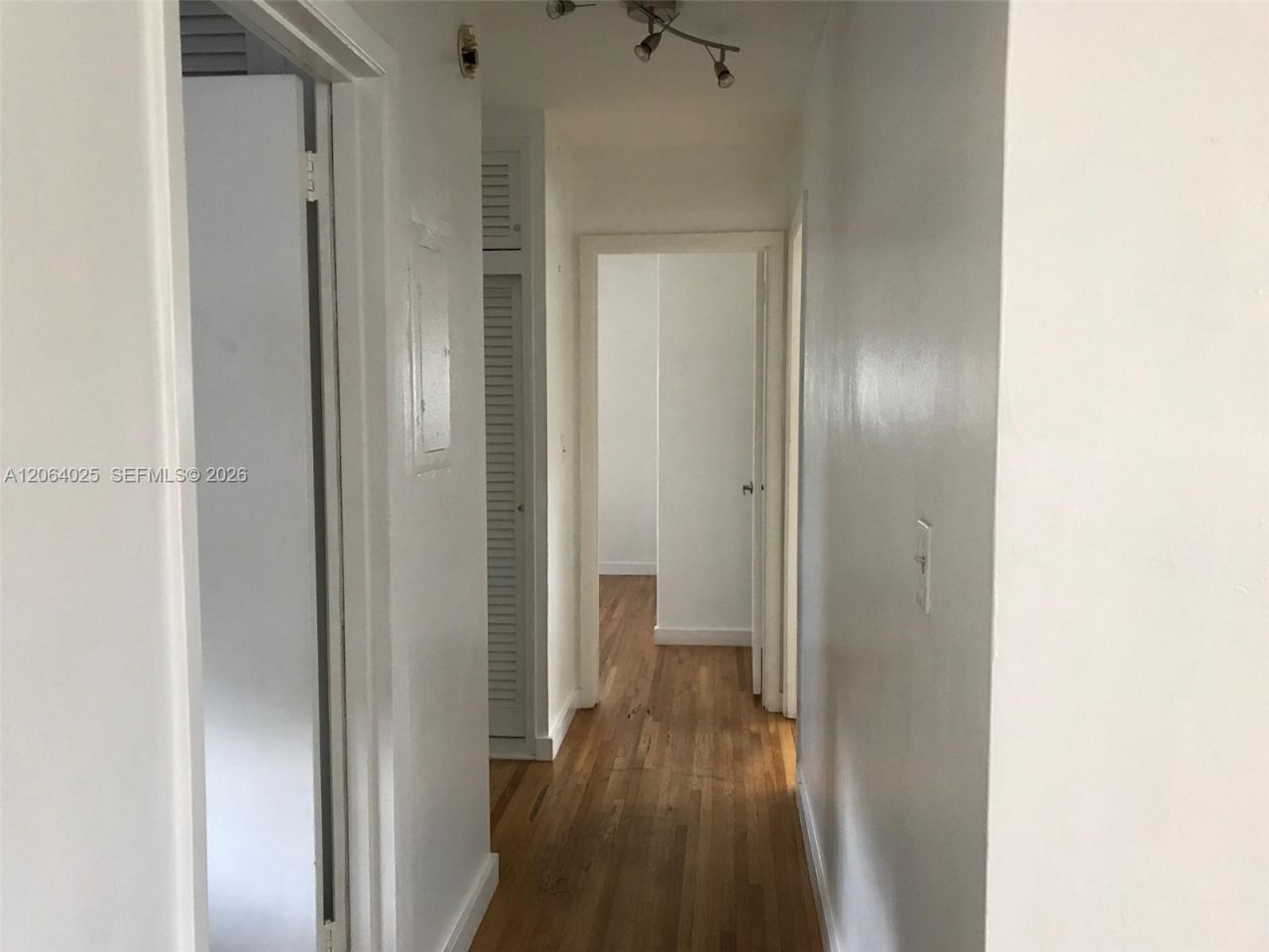 801 Albatross St, Miami Springs, FL 33166 Photo