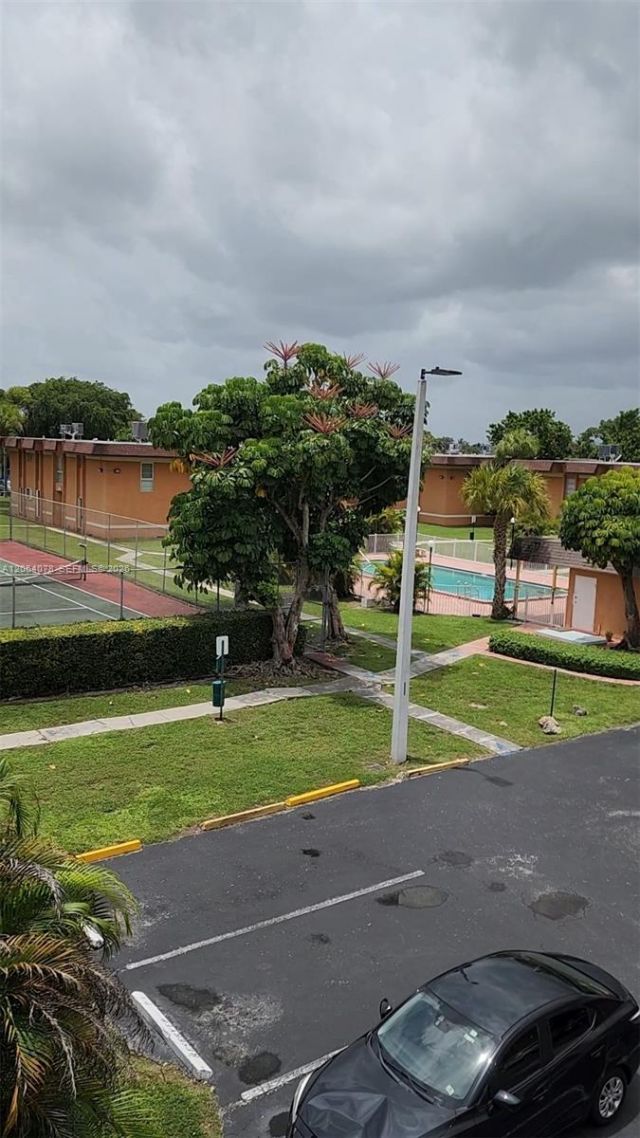 9405 SW 76th St, Unit Y32, Miami, FL 33173 Photo