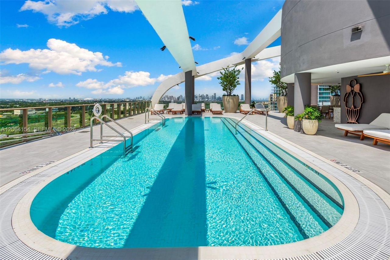 2678 Tigertail Ave, Unit 1405, Miami, FL 33133 Photo