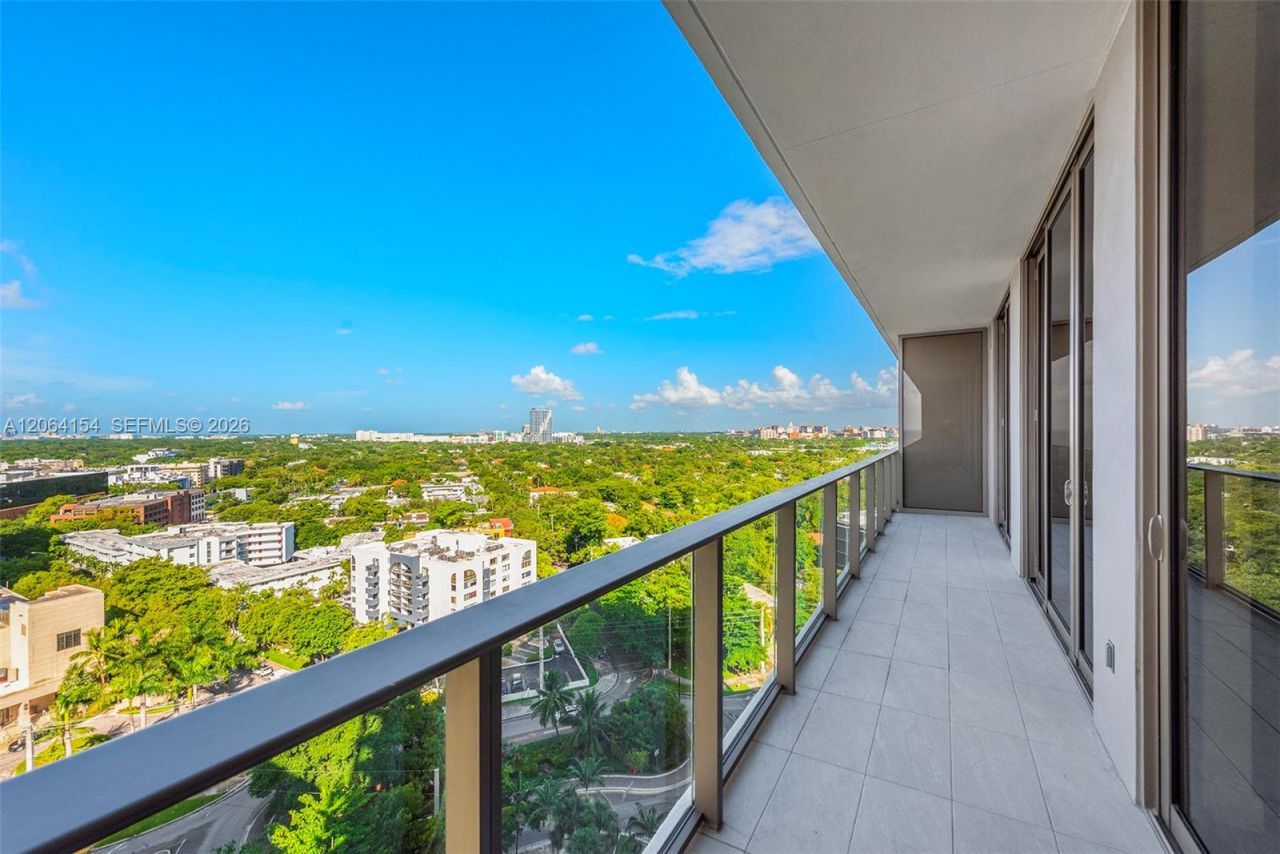 2678 Tigertail Ave, Unit 1405, Miami, FL 33133 Photo