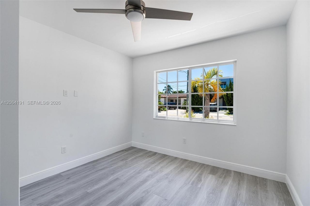 1451 Stillwater Dr, Miami Beach, FL 33141 Photo
