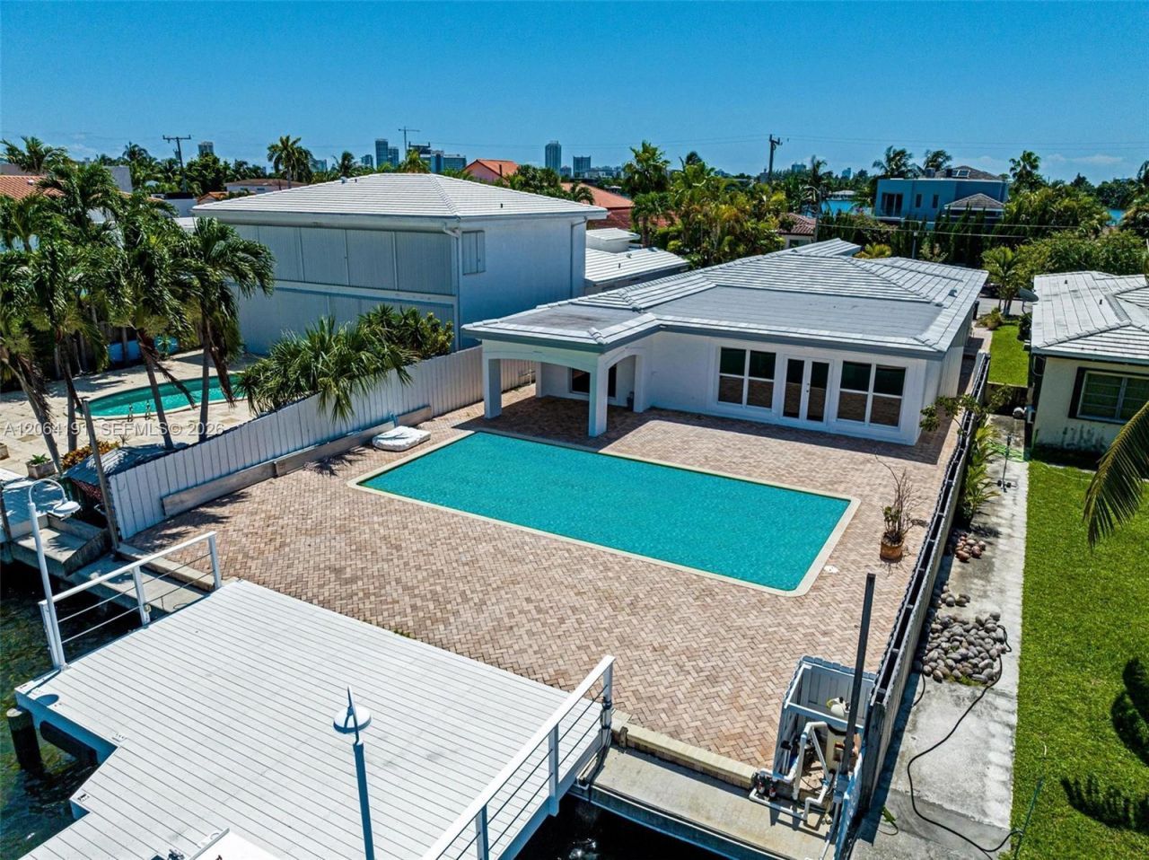 1451 Stillwater Dr, Miami Beach, FL 33141 Photo