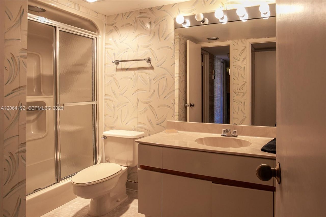 300 Three Islands Blvd , Unit 406, Hallandale Beach, FL 33009 Photo