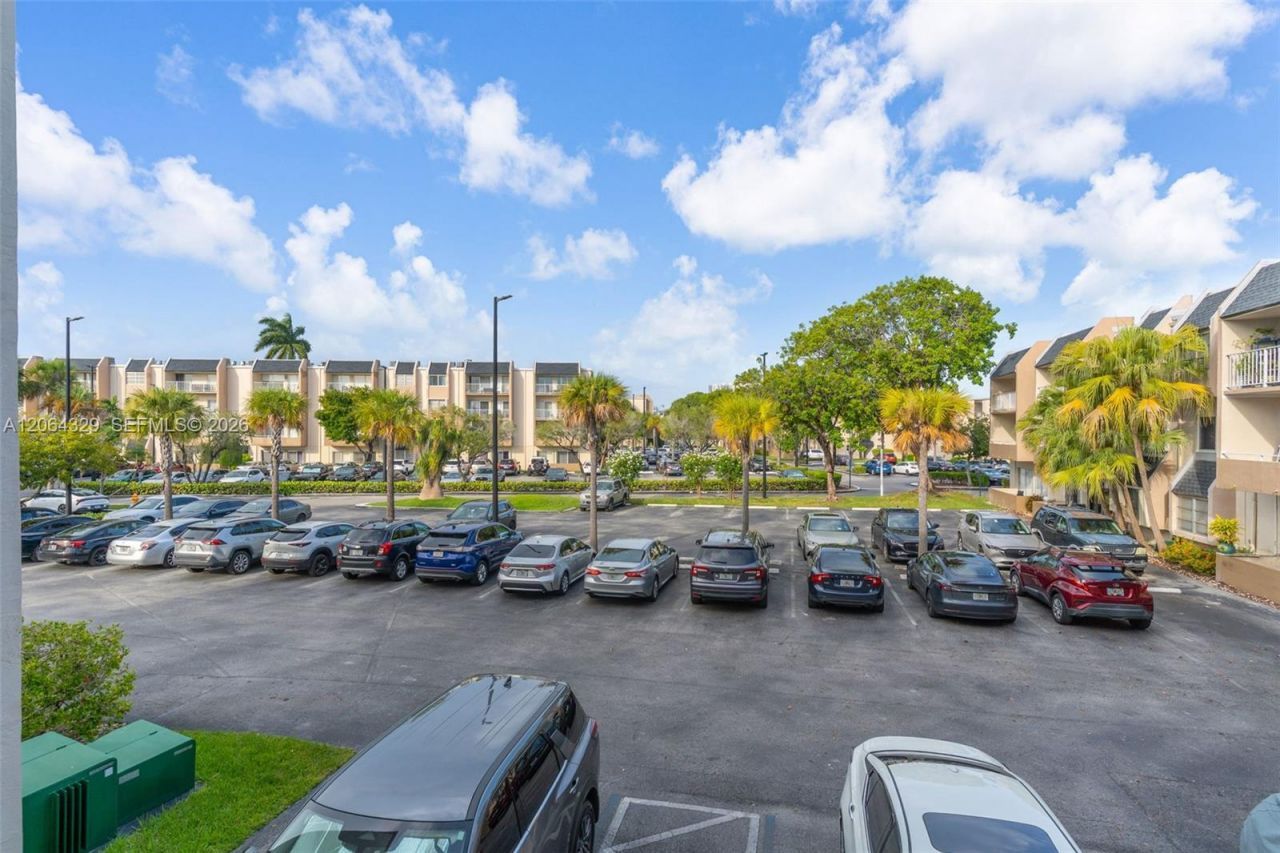 7745 SW 86th St, Unit D-218, Miami, FL 33143 Photo
