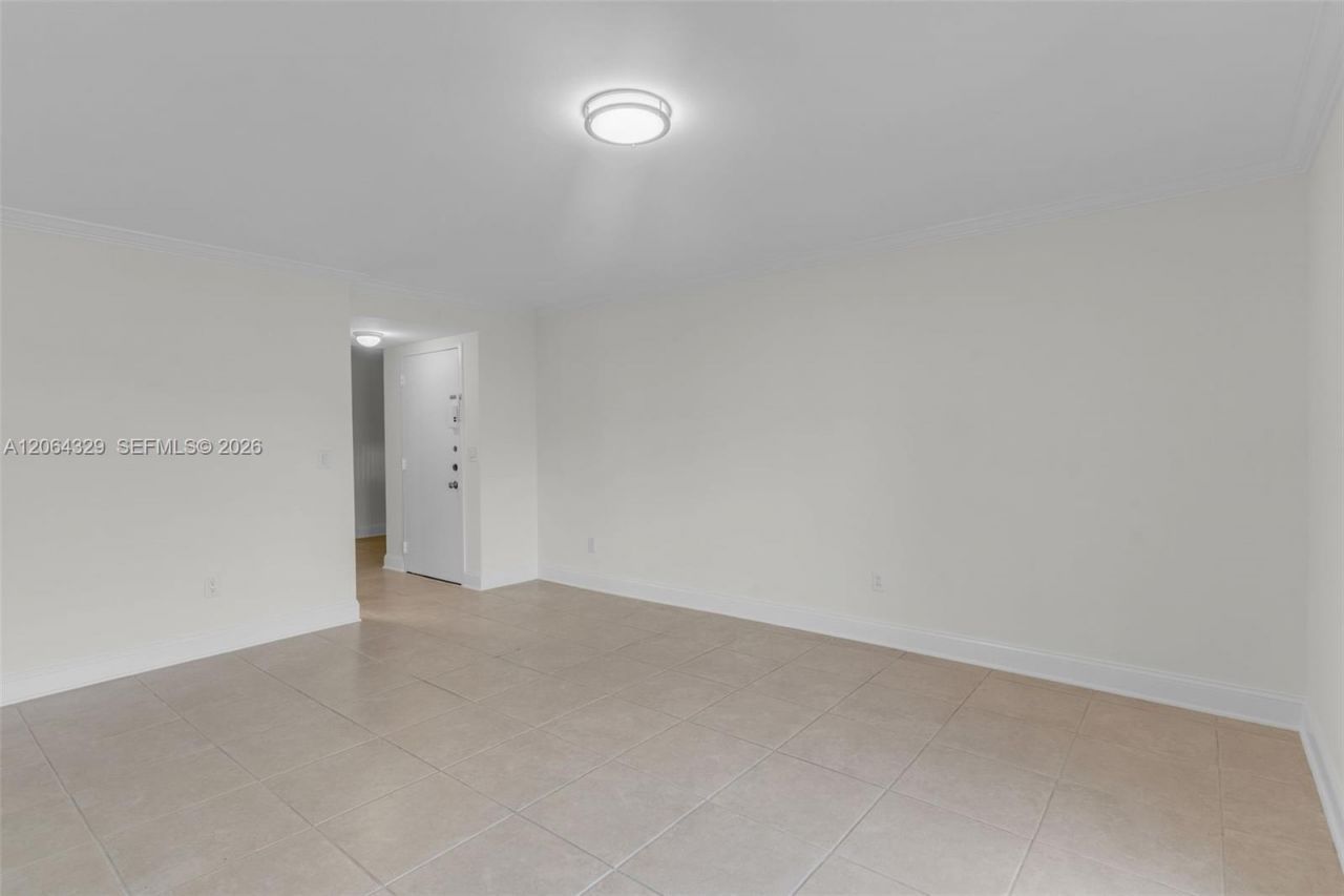 7745 SW 86th St, Unit D-218, Miami, FL 33143 Photo