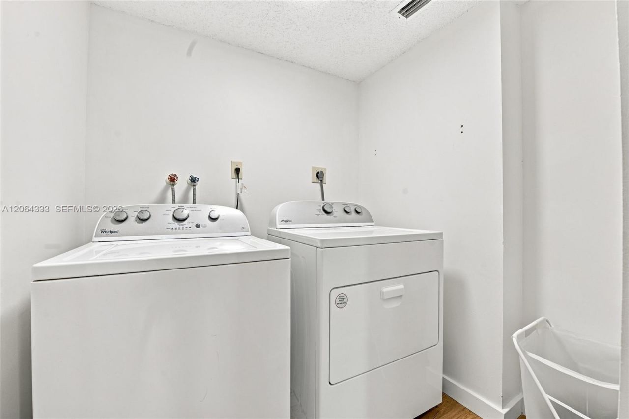 2240 N Cypress Bend Dr, Unit 505, Pompano Beach, FL 33069 Photo