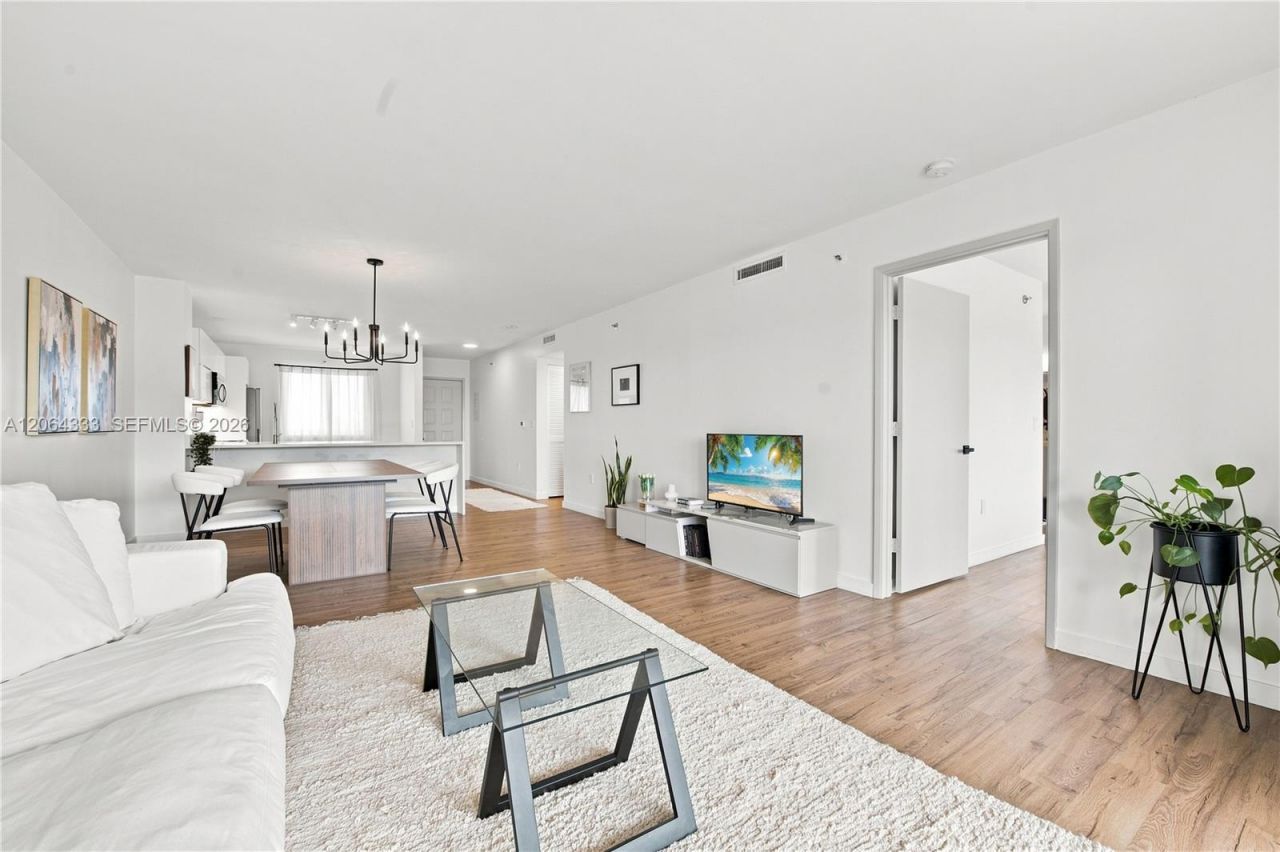 2240 N Cypress Bend Dr, Unit 505, Pompano Beach, FL 33069 Photo