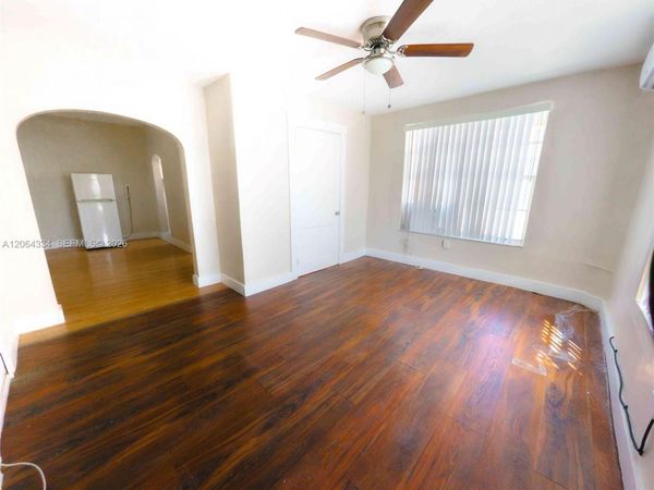 428 SW 9th St , Unit 12, Miami, FL 33130