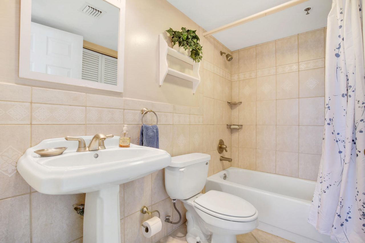2687 N Ocean Boulevard, Unit 5010, Boca Raton, FL 33431 Photo