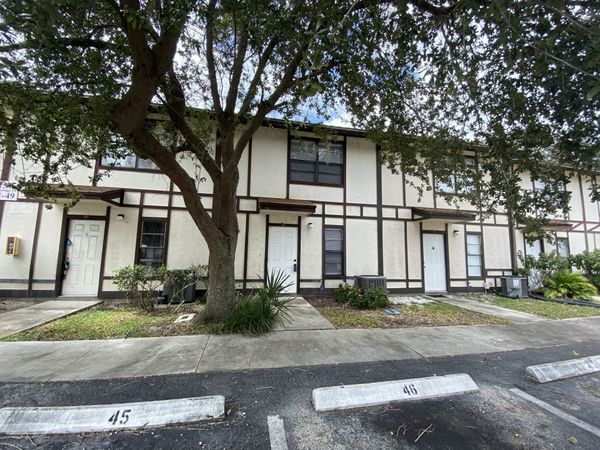 5154 Breckenridge Place, Unit 46, West Palm Beach, FL 33417