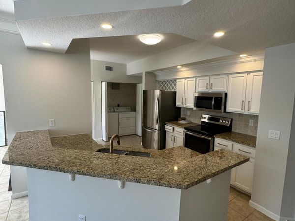 225 MURCIA Drive, Unit 305, Jupiter, FL 33458