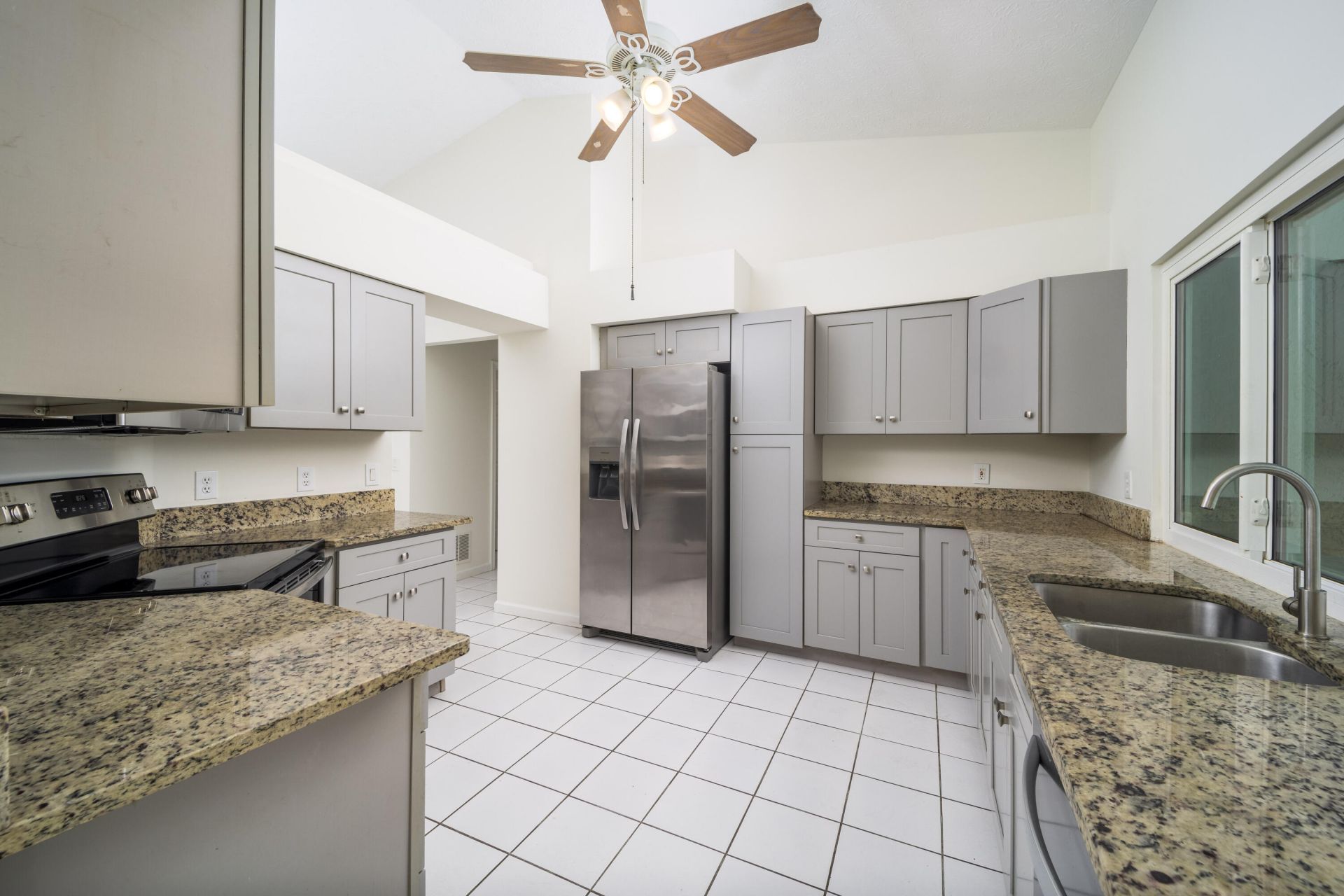 649 NE Horizon Lane, Port Saint Lucie, FL 34983 Photo