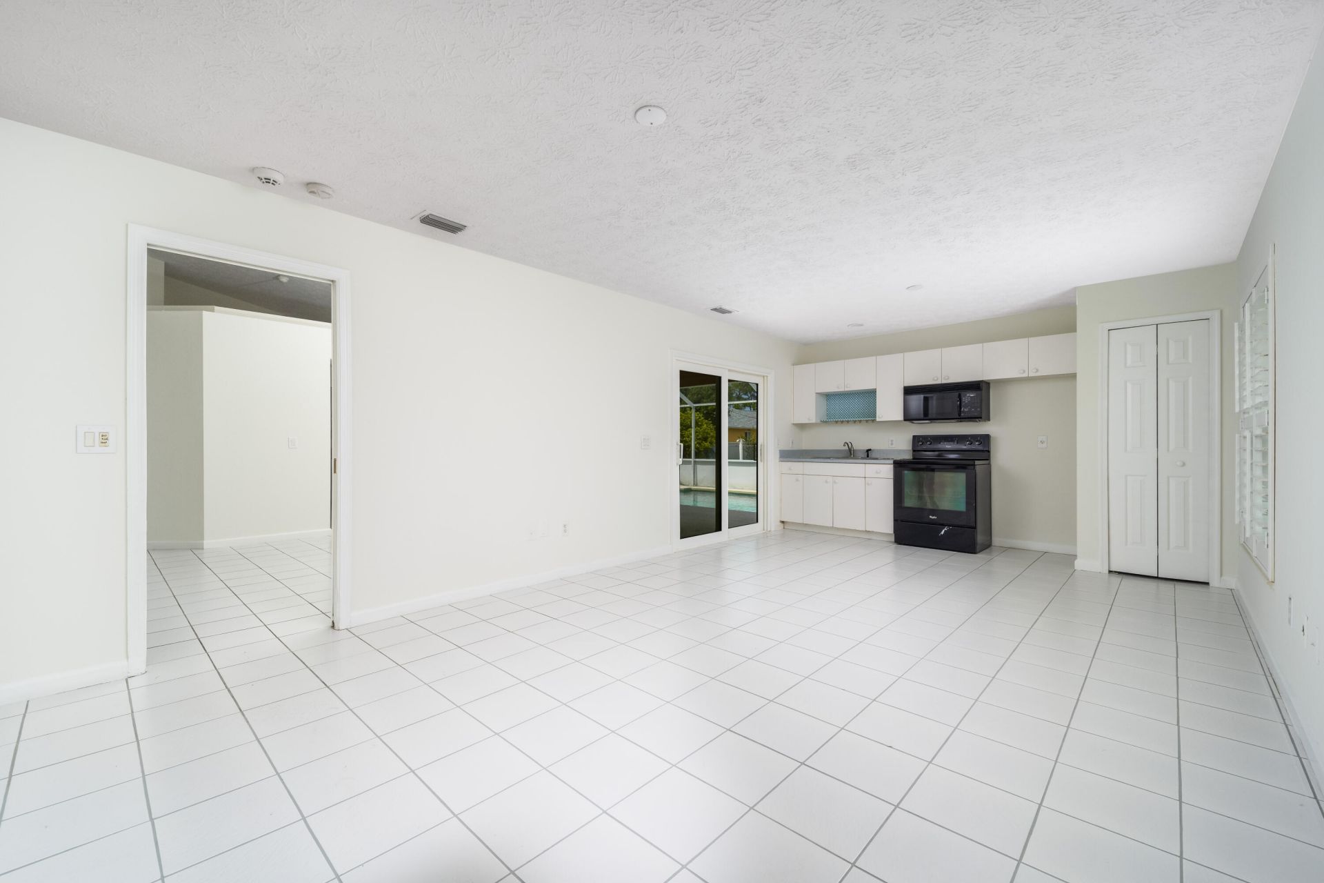 649 NE Horizon Lane, Port Saint Lucie, FL 34983 Photo