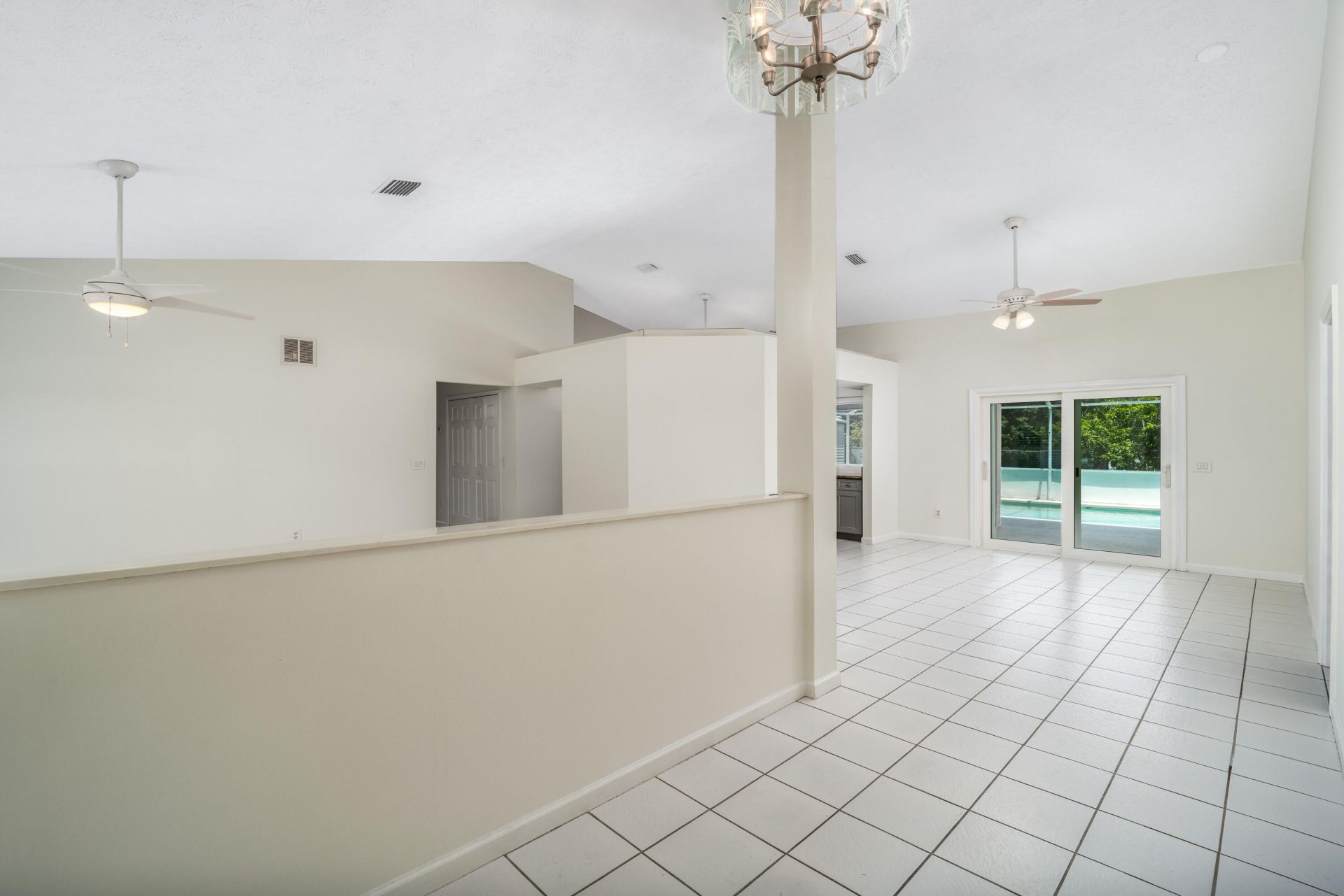 649 NE Horizon Lane, Port Saint Lucie, FL 34983 Photo