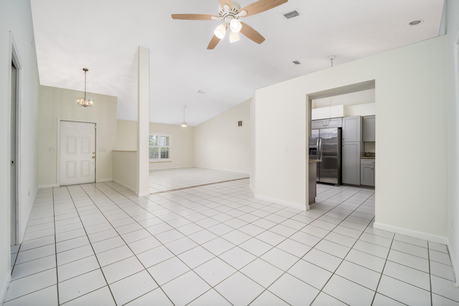 649 NE Horizon Lane, Port Saint Lucie, FL 34983 Photo