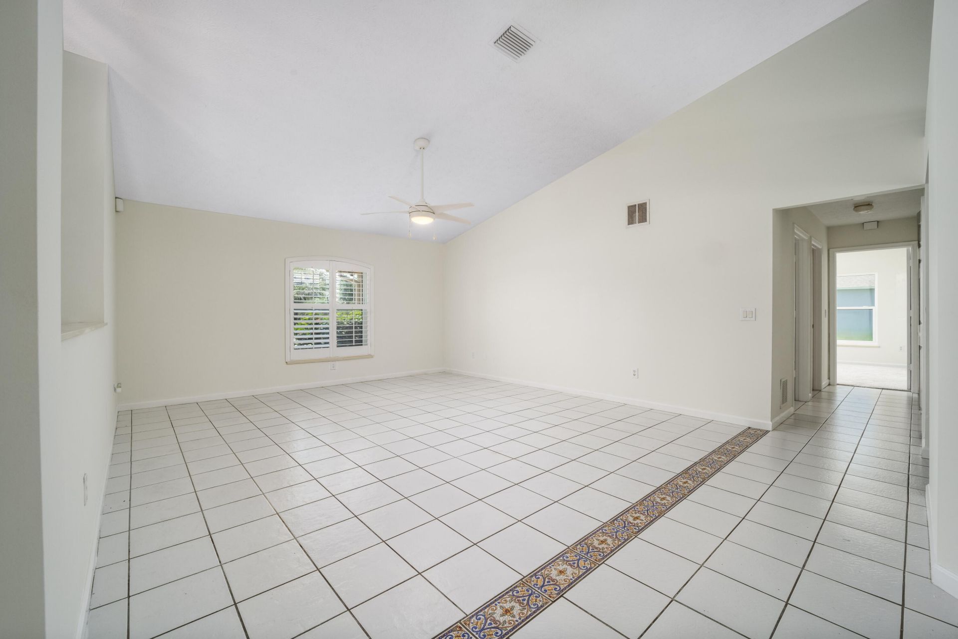 649 NE Horizon Lane, Port Saint Lucie, FL 34983 Photo
