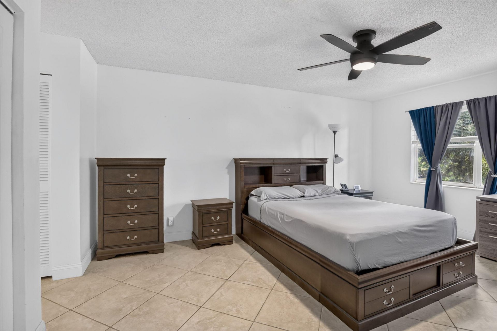 6001 N Falls Circle Drive, Unit 306, Lauderhill, FL 33319 Photo