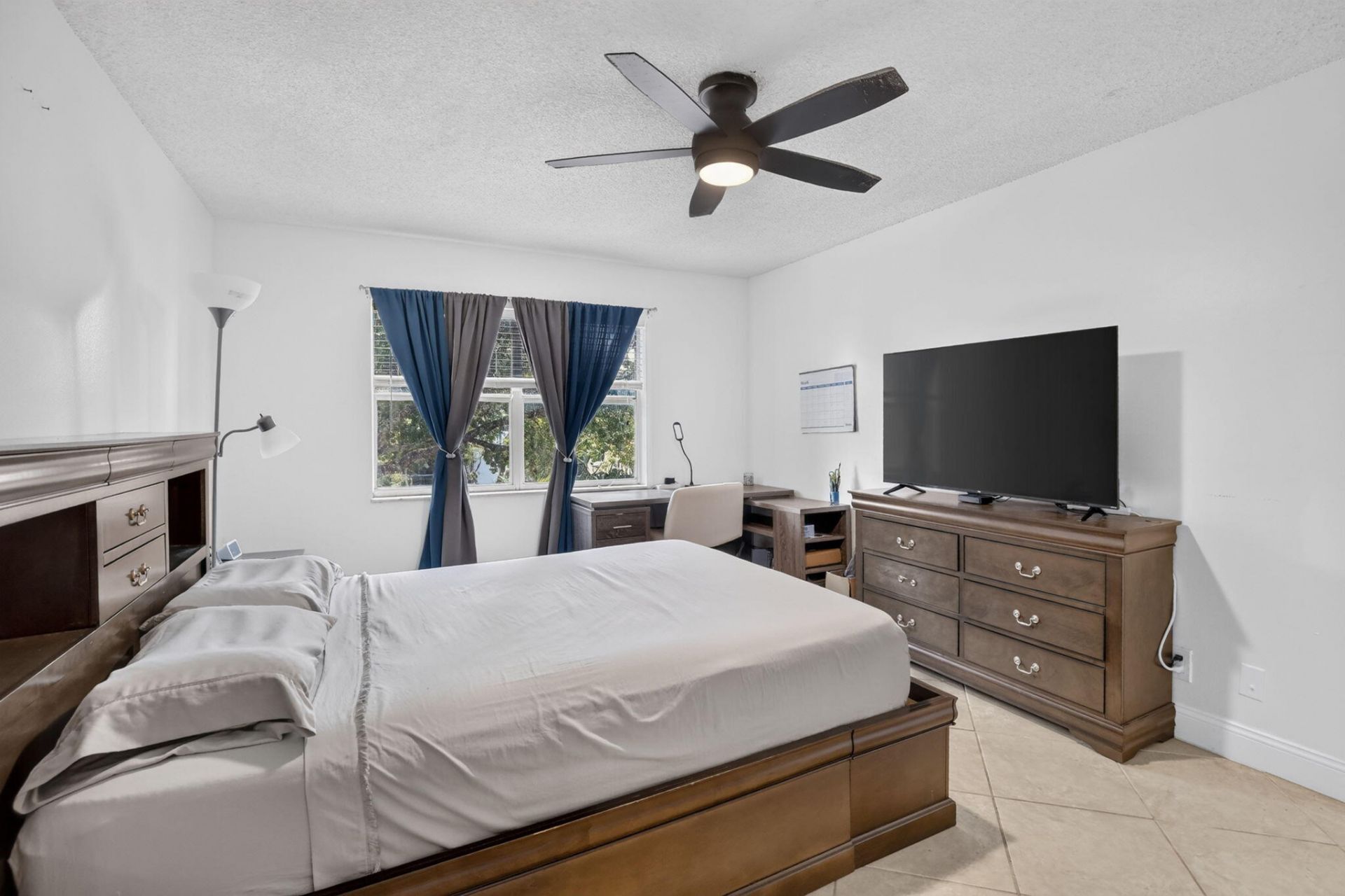 6001 N Falls Circle Drive, Unit 306, Lauderhill, FL 33319 Photo