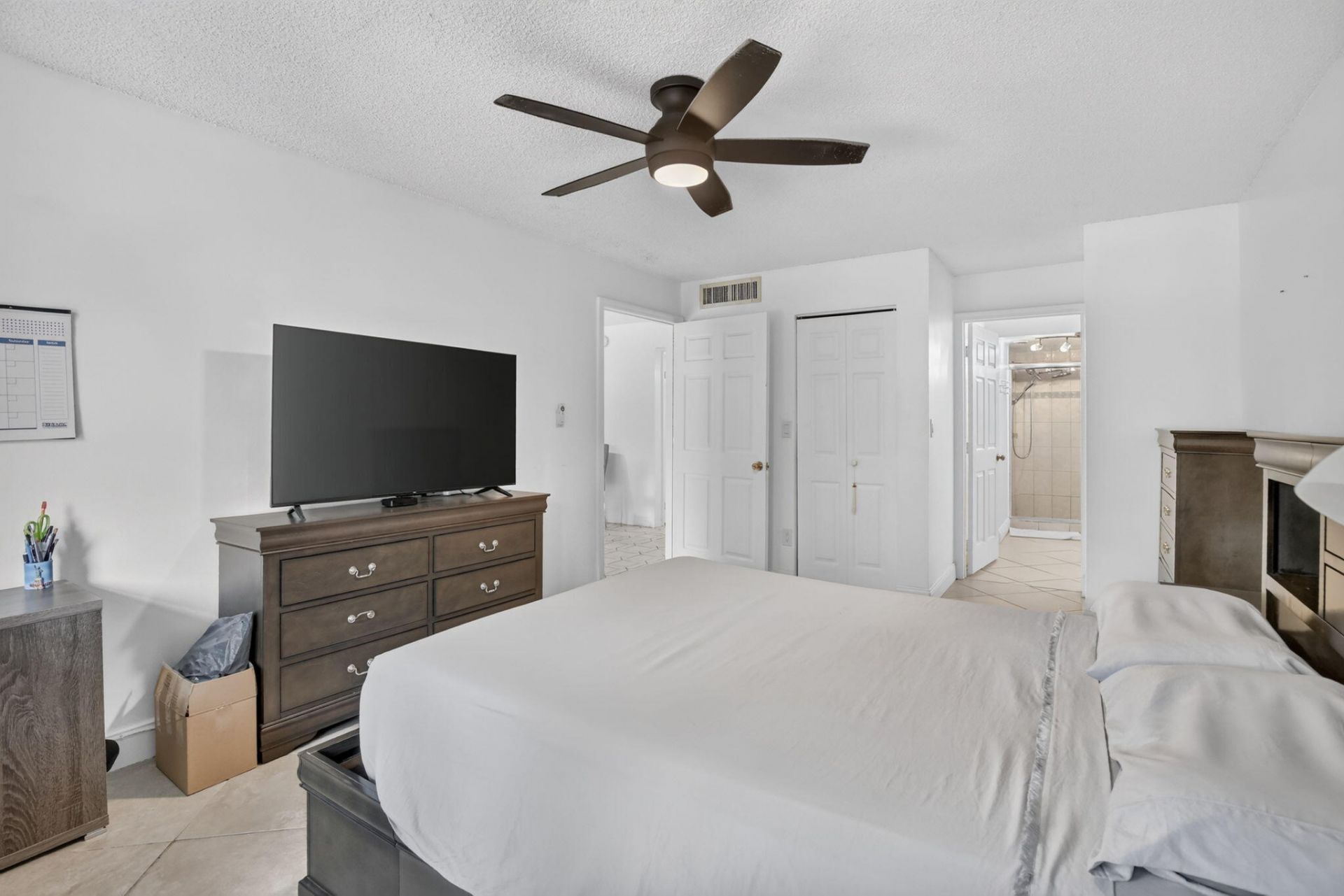 6001 N Falls Circle Drive, Unit 306, Lauderhill, FL 33319 Photo