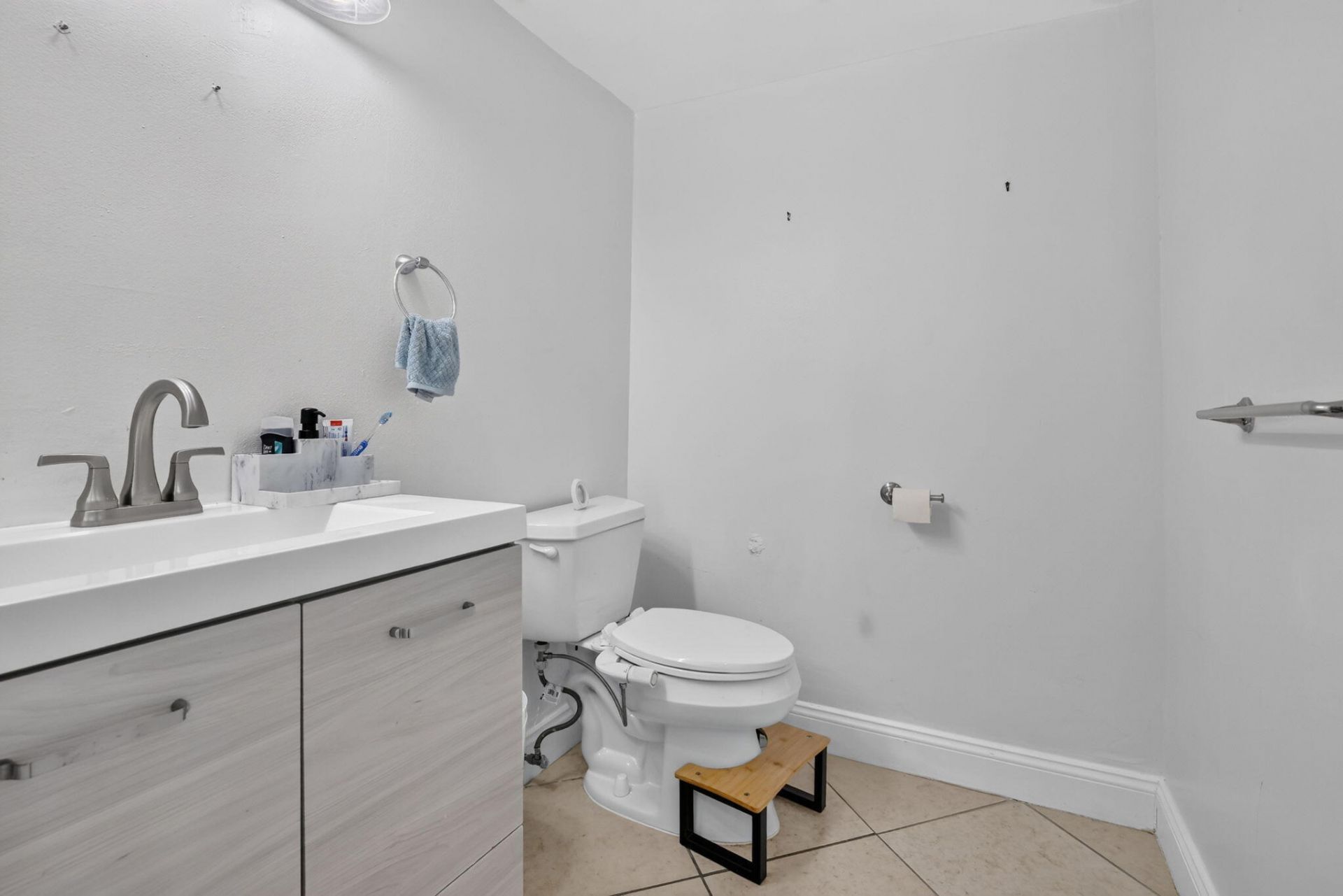 6001 N Falls Circle Drive, Unit 306, Lauderhill, FL 33319 Photo