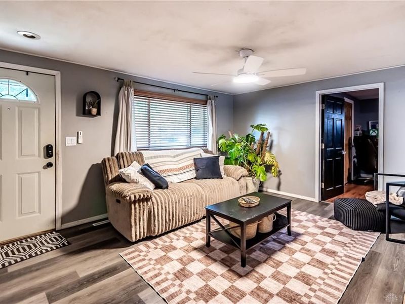 4982 Tewkesbury Drive, Huber Heights, OH 45424 Photo 8