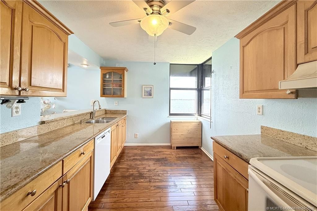 1950 SW Palm City Road, Unit 13307, Stuart, FL 34994 Photo