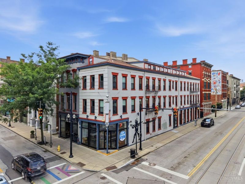 5 W Twelfth Street, Unit 9, Cincinnati, OH 45202 Photo 1