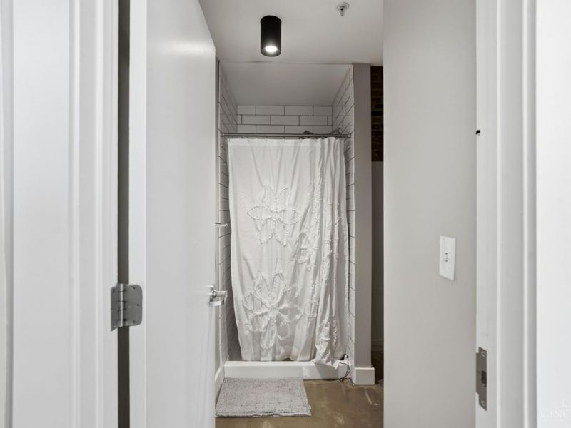 5 W Twelfth Street, Unit 9, Cincinnati, OH 45202 Photo 14