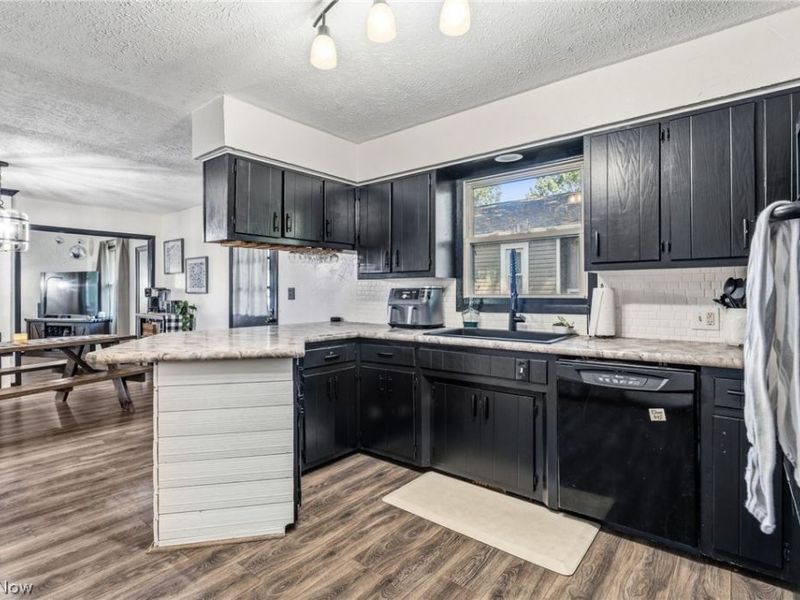 6226 Woodmoor Avenue NW, Canton, OH 44718 Photo 14