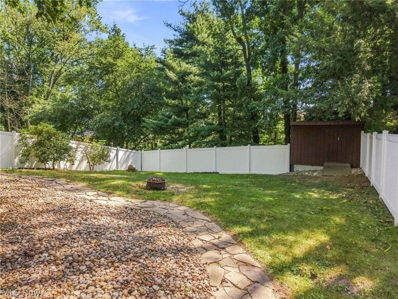 6226 Woodmoor Avenue NW, Canton, OH 44718 Photo 29