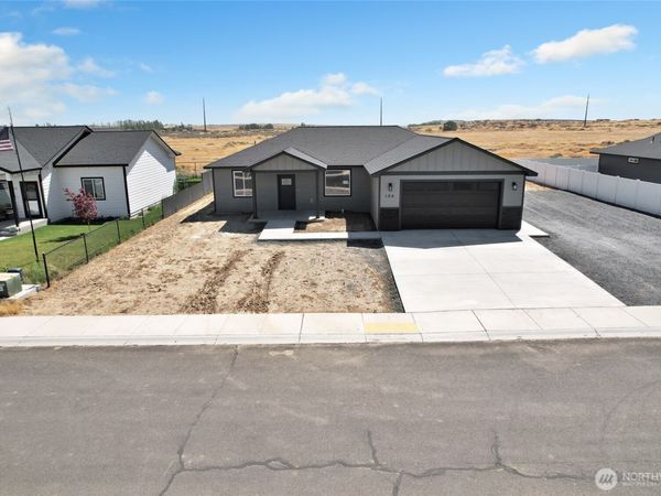 100 Sunwest Drive , Ephrata, WA 98823