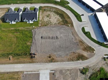 23903 Mary Jo Lane, Waterloo, NE 68069