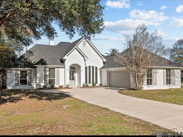 37286 Overland Trail, Prairieville, LA 70739