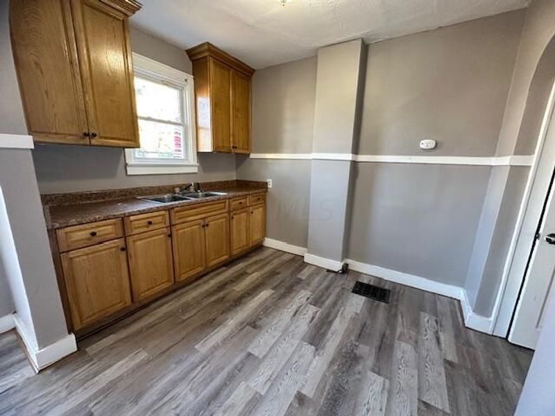 499 S Ogden Avenue , Columbus, OH 43204 Photo 3