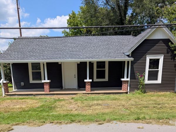 207 East Wyly Street, Waverly, TN 37185