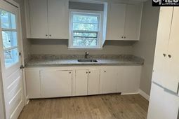 201 Branham Street  photo 4
