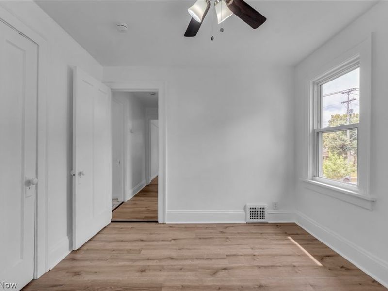 382 E 161st Street , Unit 2/UP, Cleveland, OH 44110 Photo 10