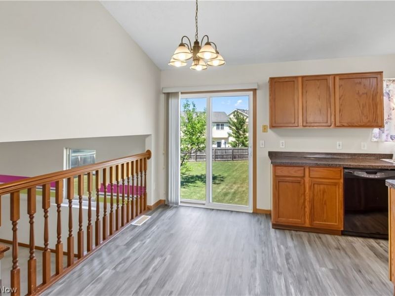 370 Westgrove Court, Medina, OH 44256 Photo 8