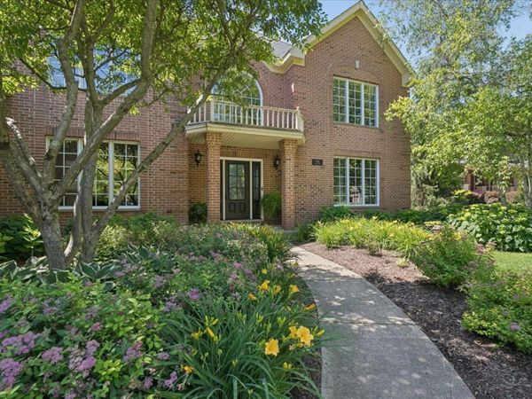 7209 Brae Court , Gurnee, IL 60031