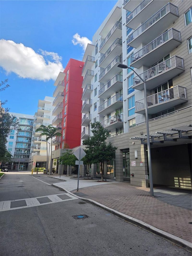 7875 NW 107th Ave , Unit 605, Doral, FL 33178 Photo