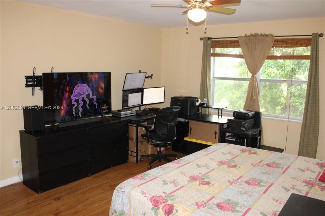 6301 N Fall Circle Dr, Unit 410, Lauderhill, FL 33319 Photo