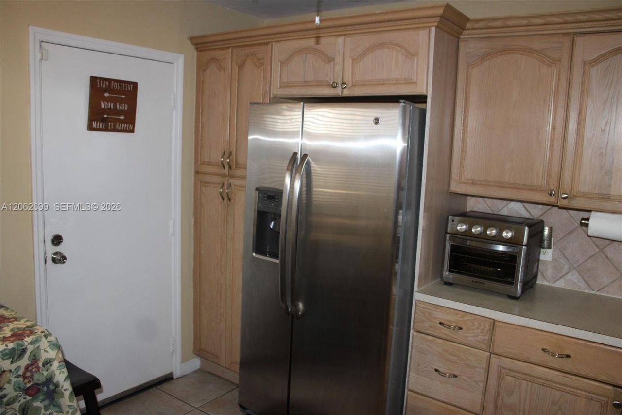 6301 N Fall Circle Dr, Unit 410, Lauderhill, FL 33319 Photo