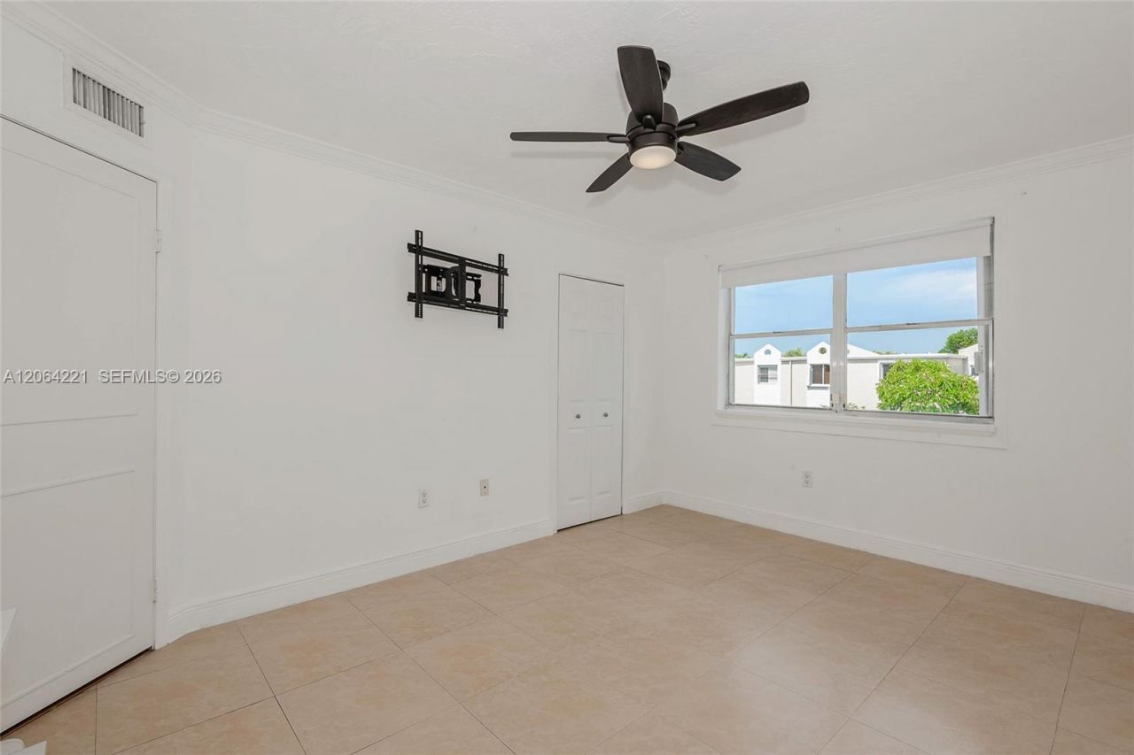 4520 SW 68th Ct Cir, Unit 25-5, Miami, FL 33155 Photo