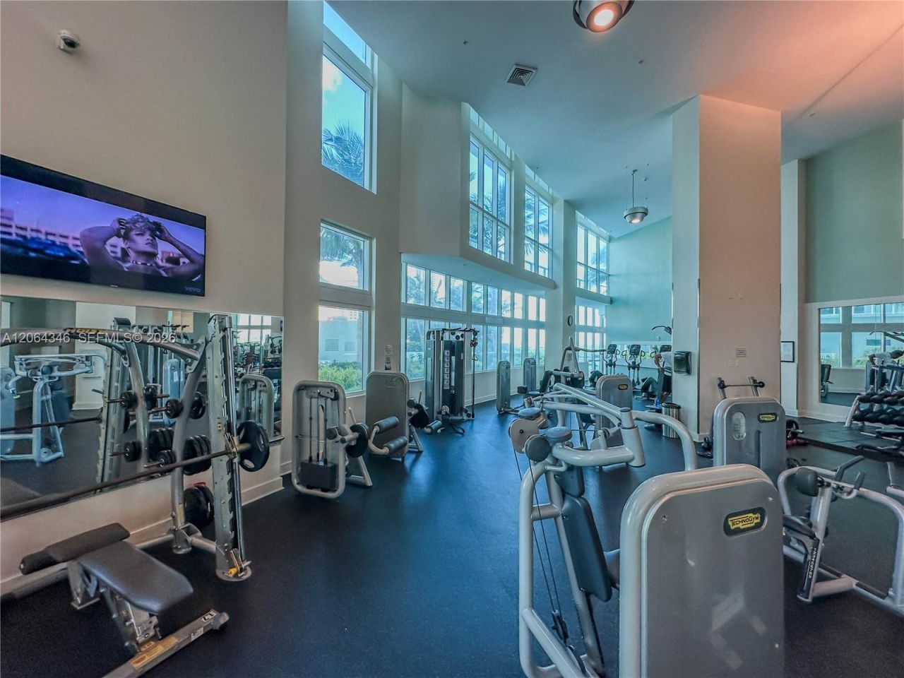 1900 N Bayshore Dr, Unit 3617, Miami, FL 33132 Photo