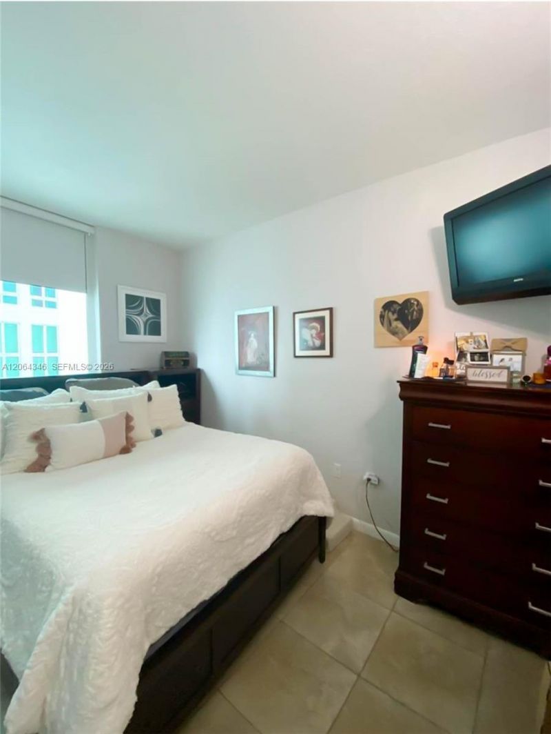 1900 N Bayshore Dr, Unit 3617, Miami, FL 33132 Photo