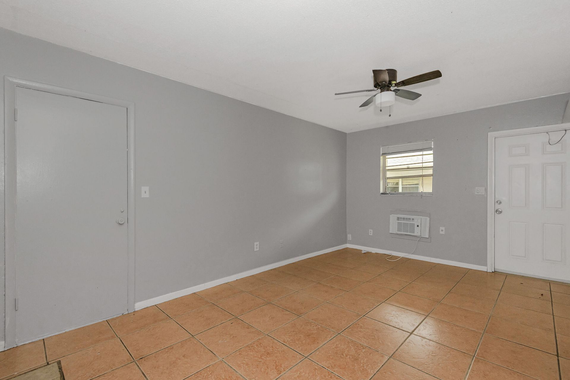 1911 SW 4th Avenue, Unit 1-3, Fort Lauderdale, FL 33315 Photo