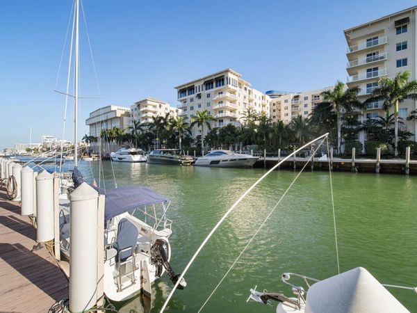 1700 SE 15TH Street, Unit 302, Fort Lauderdale, FL 33316