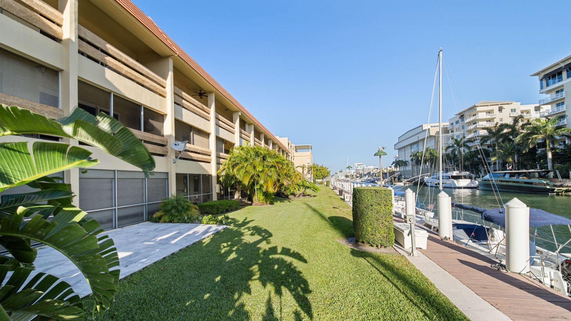 1700 SE 15th Street, Unit 302, Fort Lauderdale, FL 33316 Photo