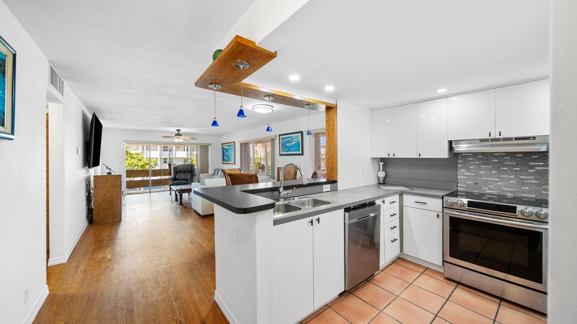 1700 SE 15th Street, Unit 302, Fort Lauderdale, FL 33316 Photo