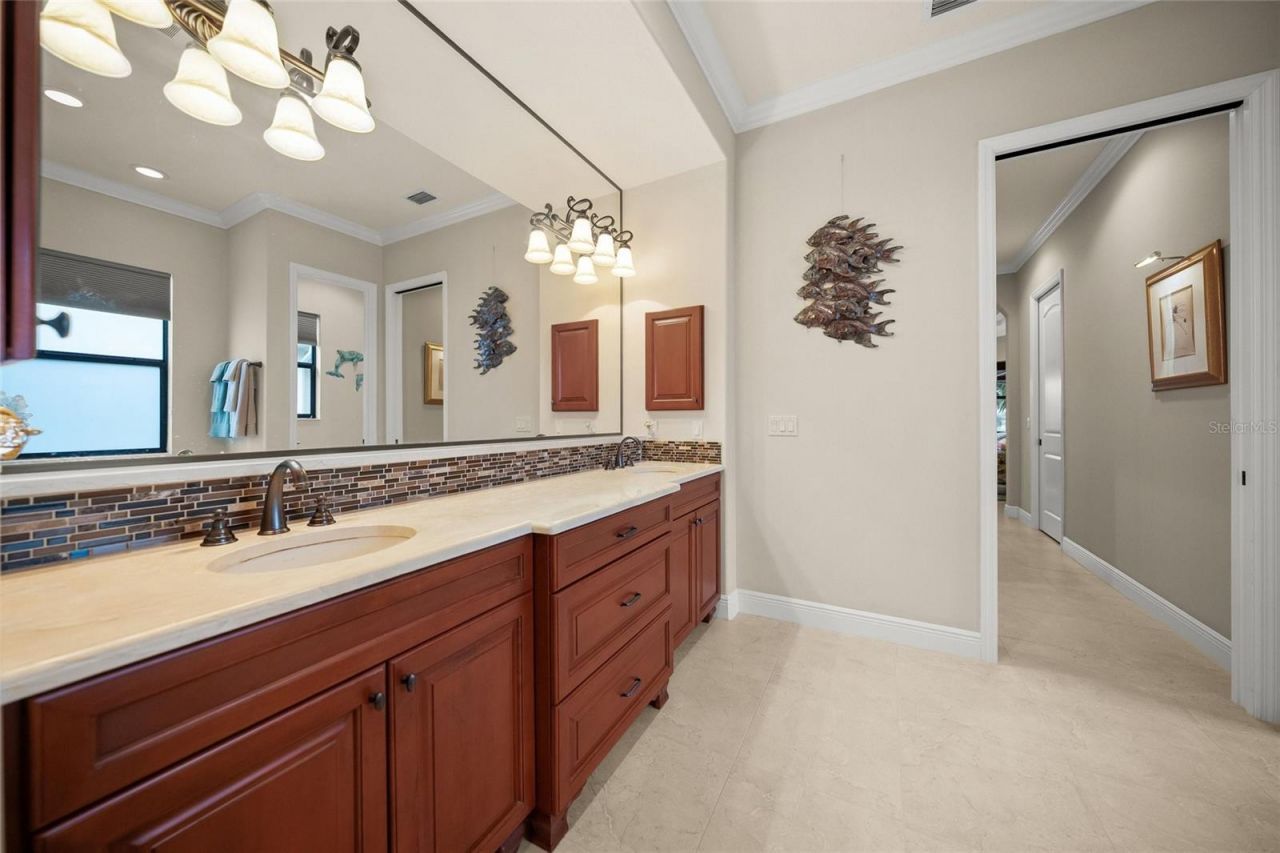 4110 Commodore Boulevard, Cortez, FL 34215 Photo